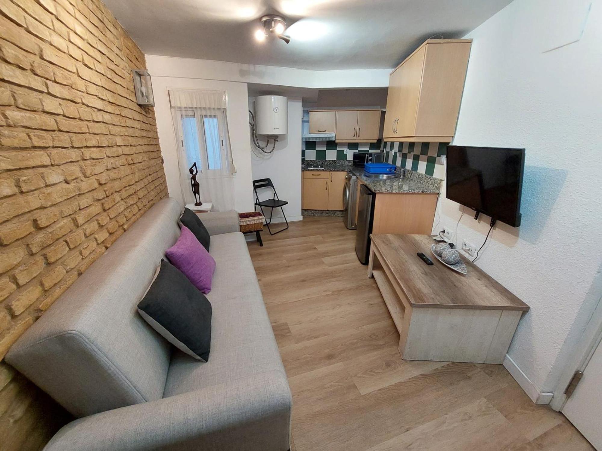 Santa Catalina Center Apartment — Photos 3
